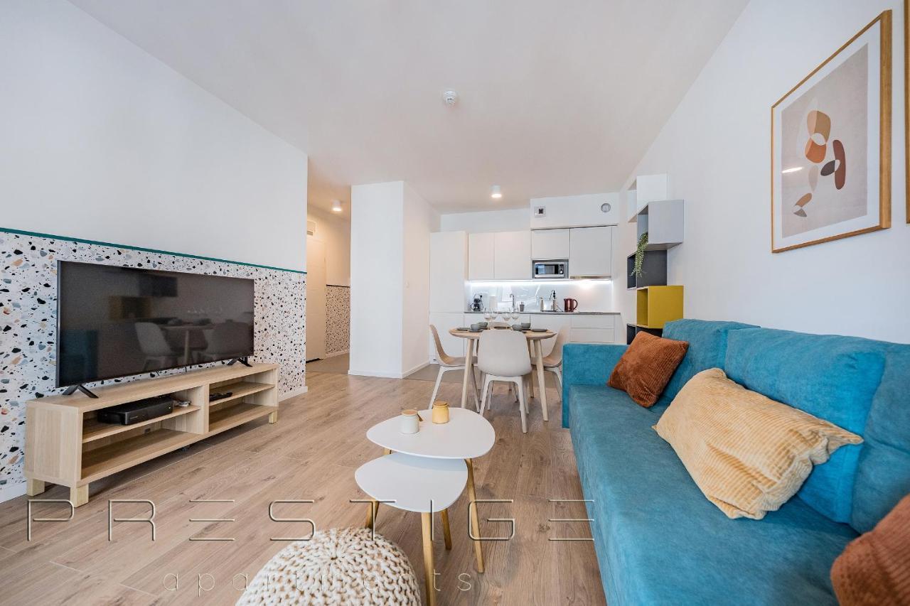 Prestige Apartments Modern Tower Гдыня Экстерьер фото